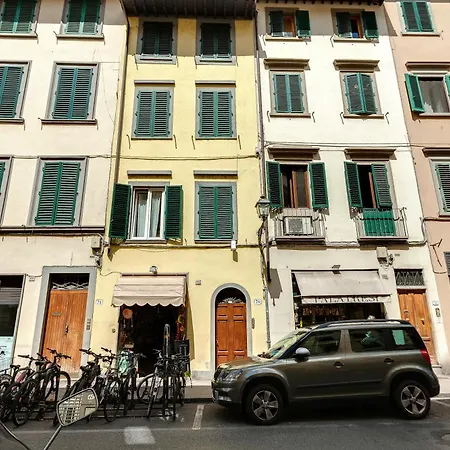 Dimora Ognissanti Apartment by Mamo Florence-3